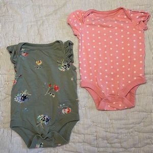 Baby Gap Body Suits 3-6 Months + 2 Pair Bloomers